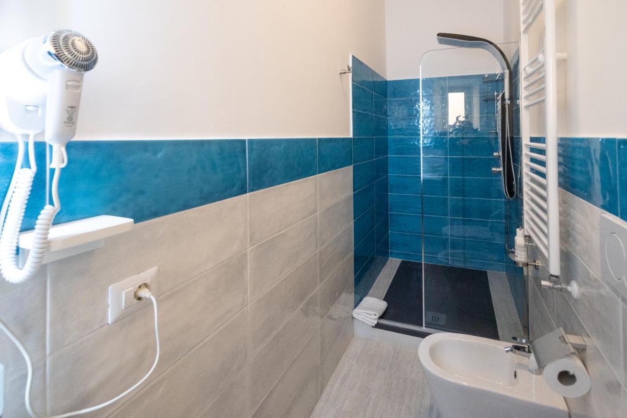 Room With Independent Entrance - Termini/Aquarium Rome Exterior photo