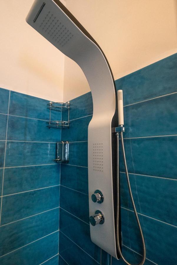 Room With Independent Entrance - Termini/Aquarium Rome Exterior photo