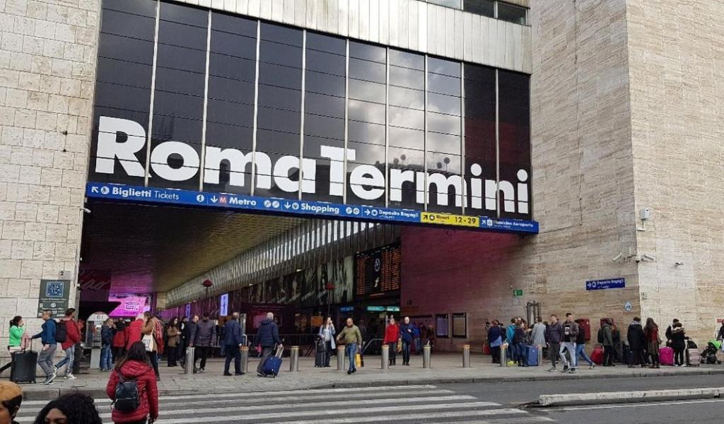 Room With Independent Entrance - Termini/Aquarium Rome Exterior photo